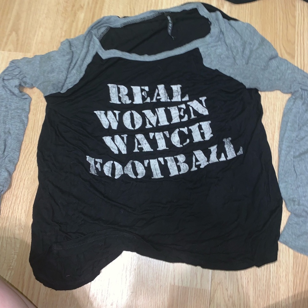 Graphic tee